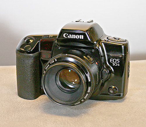 EOS 10S